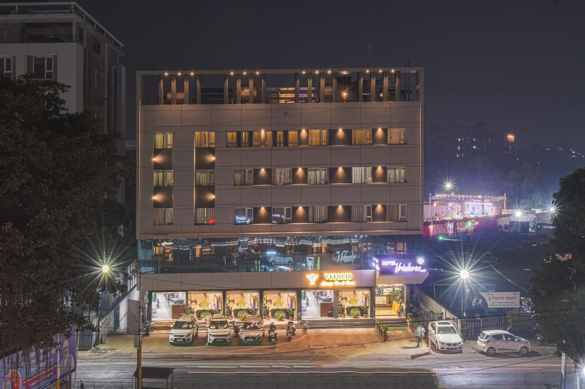 Hotel Vrindavan Deluxe Kolhapur Εξωτερικό φωτογραφία