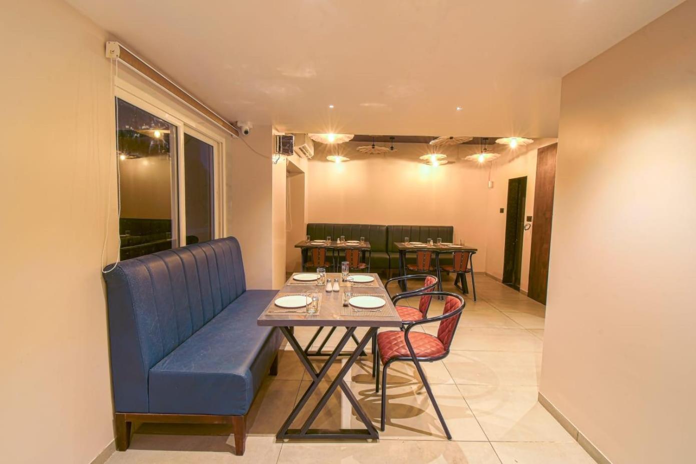 Hotel Vrindavan Deluxe Kolhapur Εξωτερικό φωτογραφία